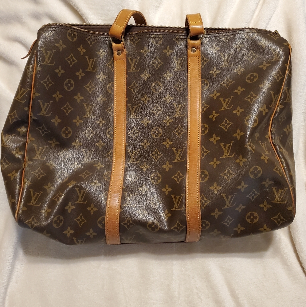 **AUTHENTIC** LV Sac Flanerie 45